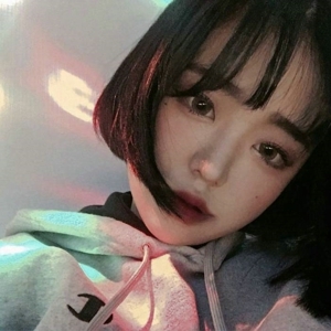 气质文艺女生微信qq头像