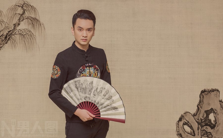 李梓豪图片