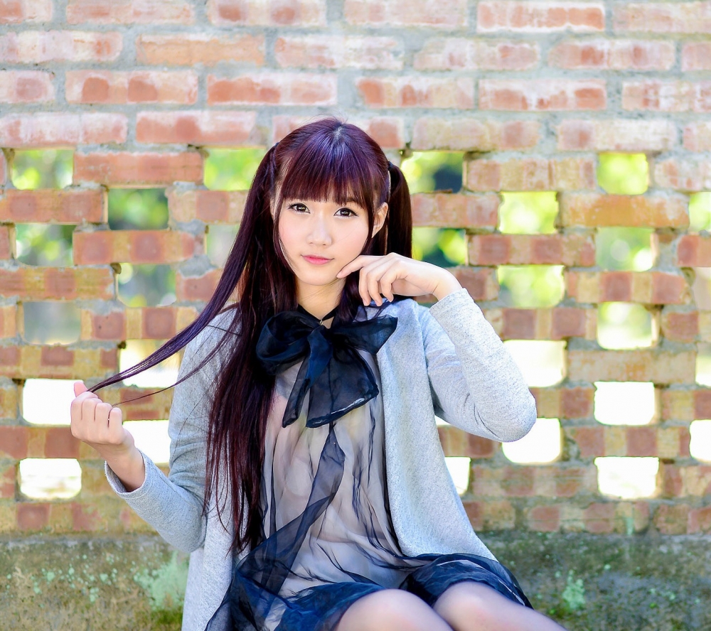 精选校园里的唯美清纯小美女写真图片手机壁纸第二辑