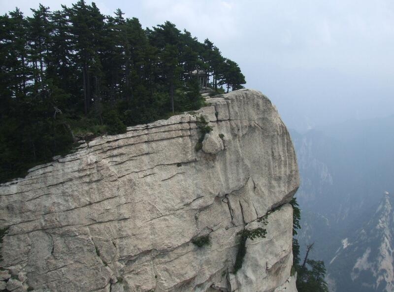 华山东峰又名朝阳峰图片  华山门票多少钱？