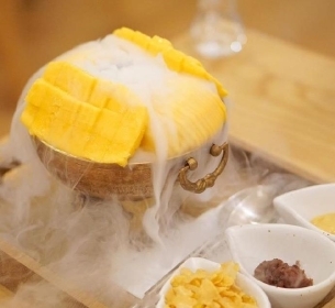 芒果刨冰冷饮