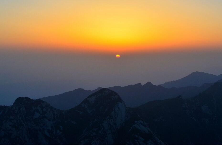 华山东峰又名朝阳峰图片  华山门票多少钱？