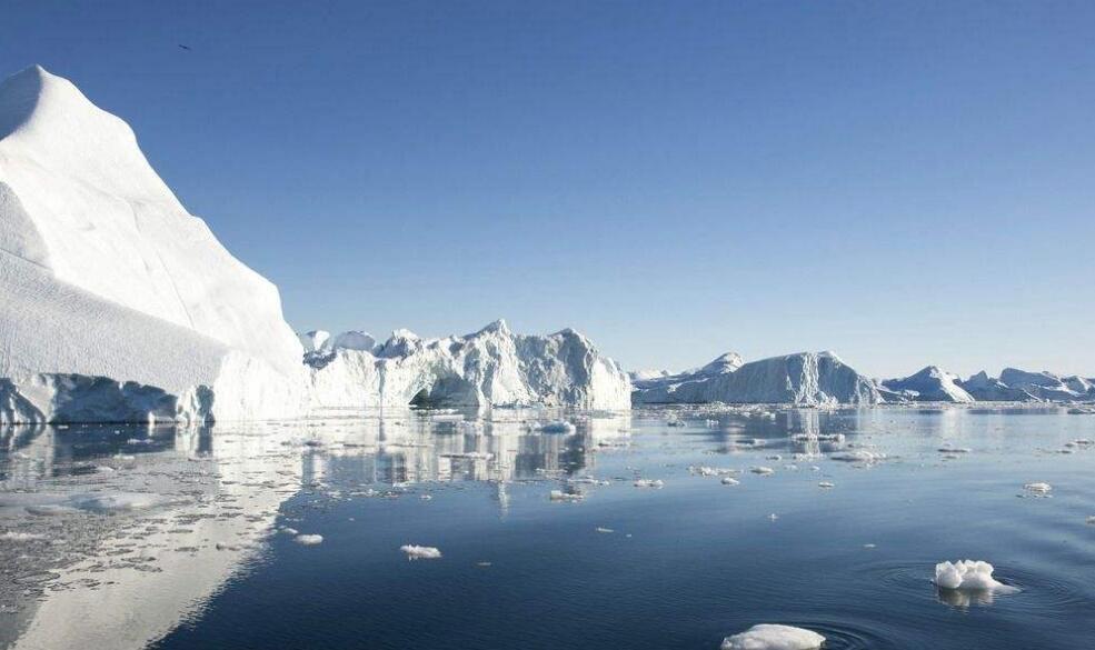 南极冰山风光图片电脑壁纸下载免费