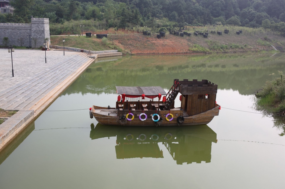 赤壁高清风景壁纸