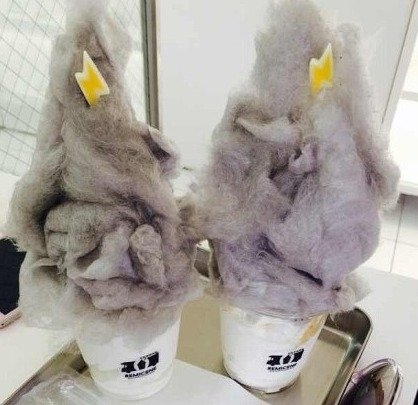 咬一口会在嘴里打雷闪电？韩国爆红的乌云冰淇淋