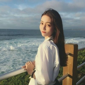 清纯可爱俏皮美女qq头像