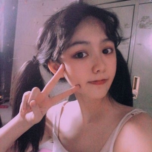 清纯可爱俏皮美女qq头像