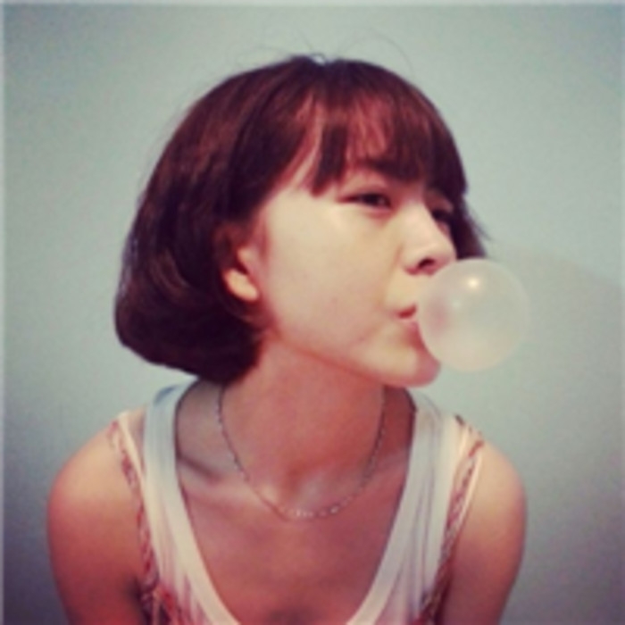 QQ头像唯美个性可爱小清新女生头像