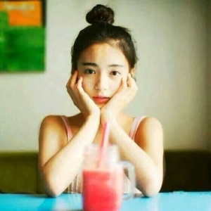 纯洁温柔善良森系美女头像