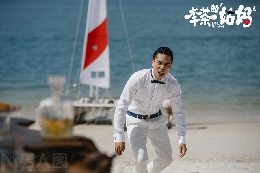 电影李茶的姑妈海报