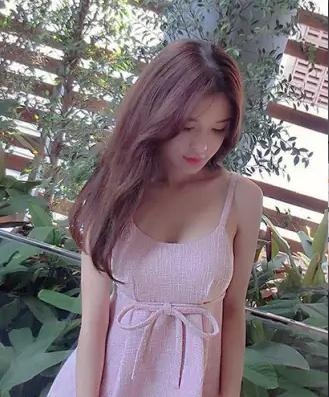 鹅蛋脸适合什么发型  凸显女人温柔气质的鹅蛋脸发型