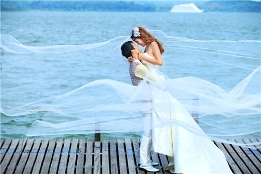 浪漫海边清新情侣婚纱照爱情图片