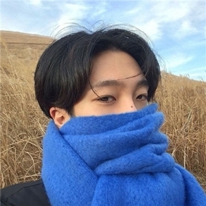 最火爆的一男一女微信情侣头像