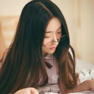没有了爱，地球便成了坟墓  清丽绝俗美丽四射唯美清新可爱女生头像