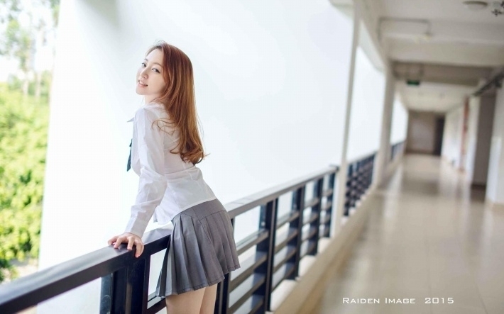 大胸美女刘娅希性感丝袜壁纸