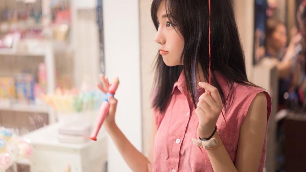 甜美可爱美女图片壁纸