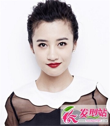 女生浓妆适合的韩版发型 气质端庄率直的发型