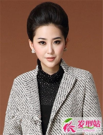 秋季职场白领女士时尚发型 气质发型打造白领丽人就这么简单