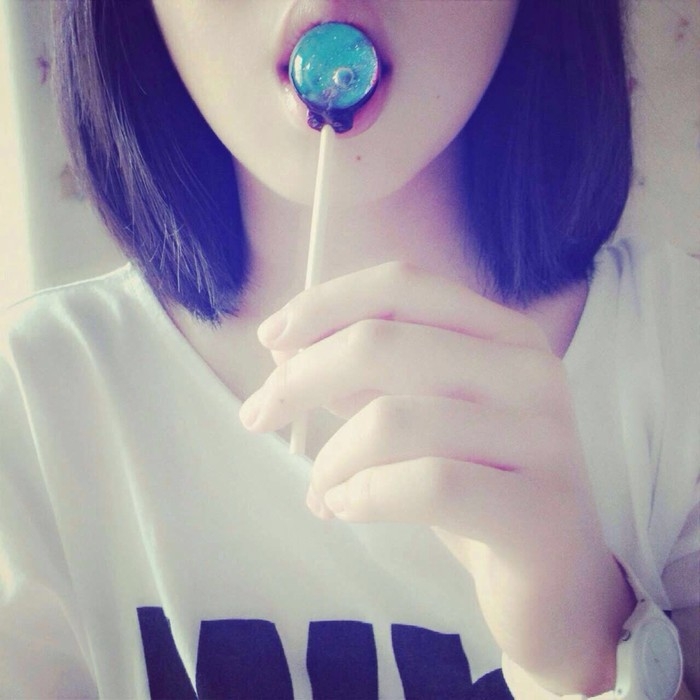 QQ头像唯美个性可爱小清新女生头像
