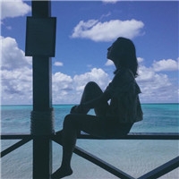 小清新唯美海边意境女生头像