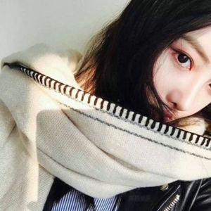 没有了爱，地球便成了坟墓  清丽绝俗美丽四射唯美清新可爱女生头像