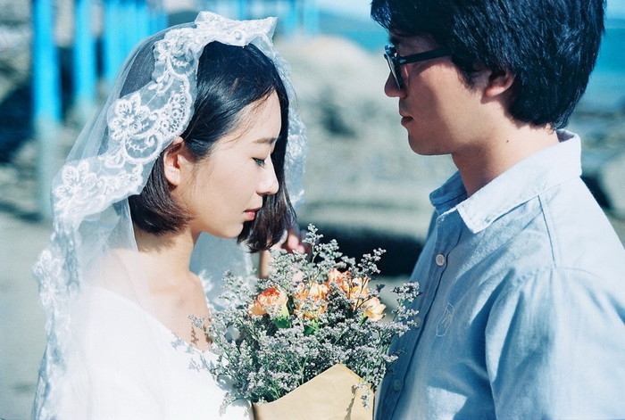 “你来人间一趟，你要看看太阳，和你的心上人，一起走在街上。”