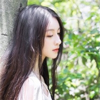 长发气质美女微信头像