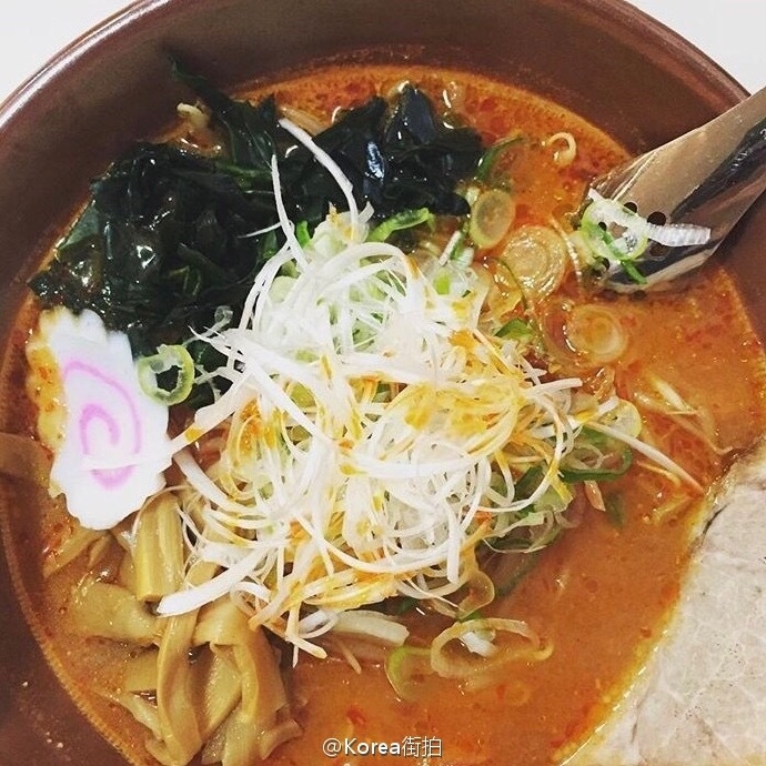 日式拉面  *
