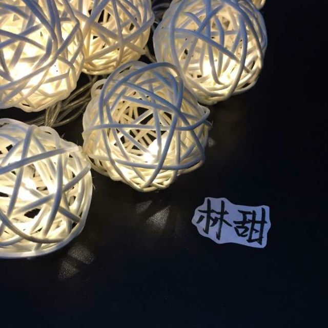 举牌:除了钱其他免谈