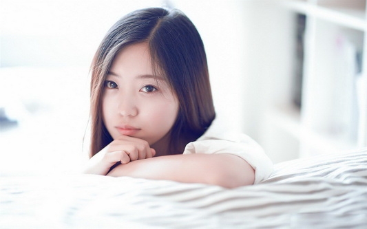 清新唯美美女高清桌面壁纸
