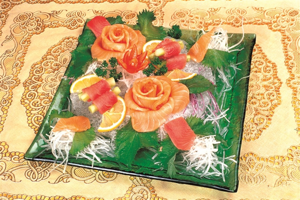 两种鱼刺生凉菜系列美食素材图片