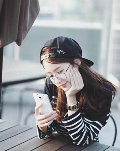 完美无暇楚楚动人小女生头像