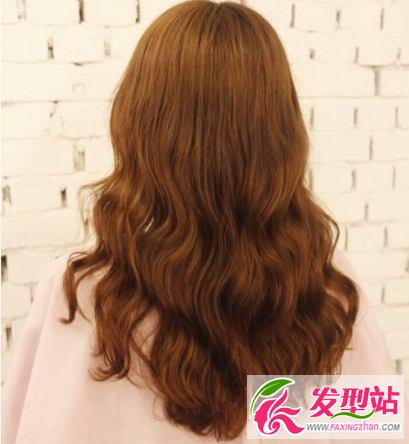 韩国妹纸时尚卷发发型 流行女生好看的卷发发型