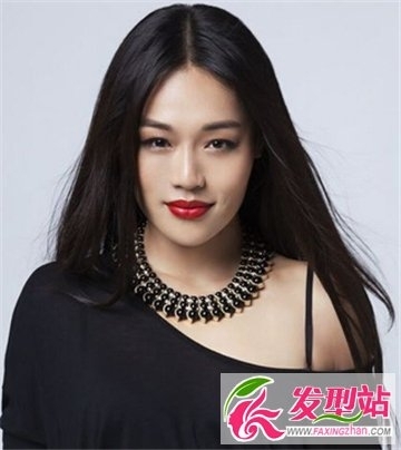 女生浓妆适合的韩版发型 气质端庄率直的发型