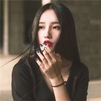 长发气质美女微信头像