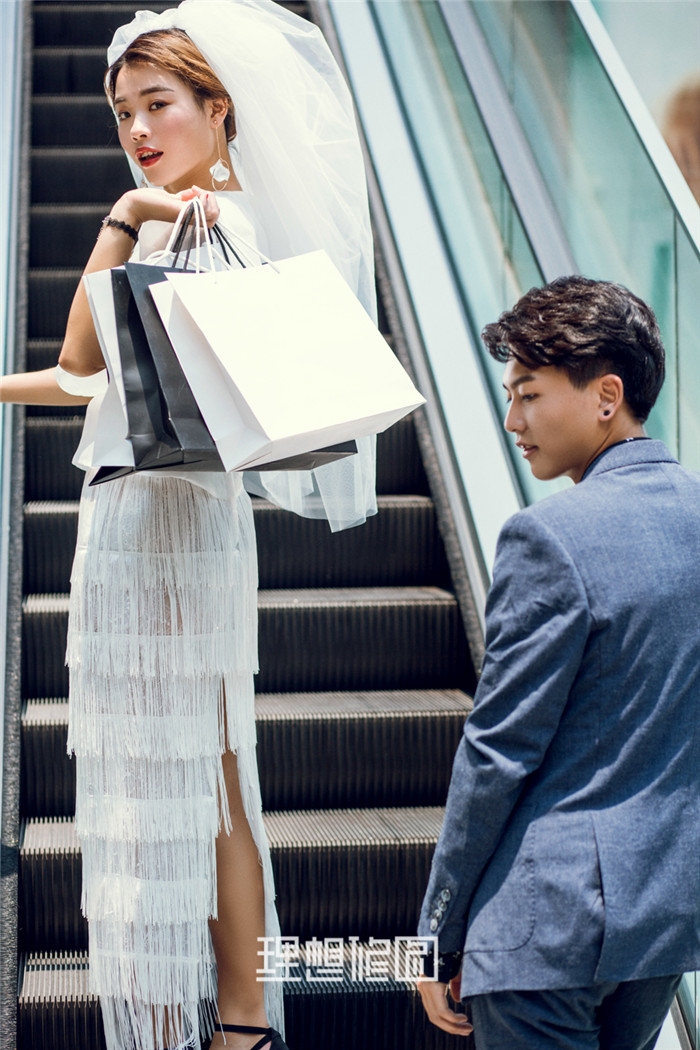 去shopping 婚纱照