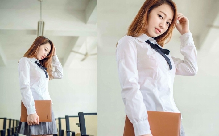 大胸美女刘娅希性感丝袜壁纸