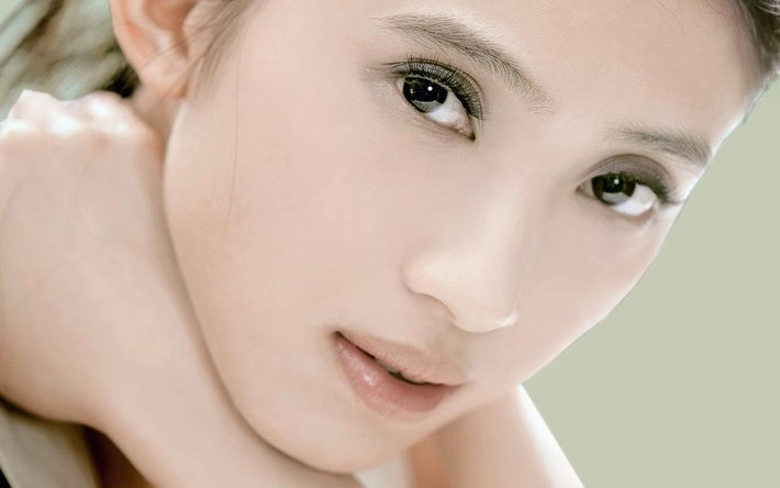 戴佩妮图片高清桌面壁纸