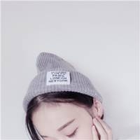 我面无表情，装做不在意  qq头像