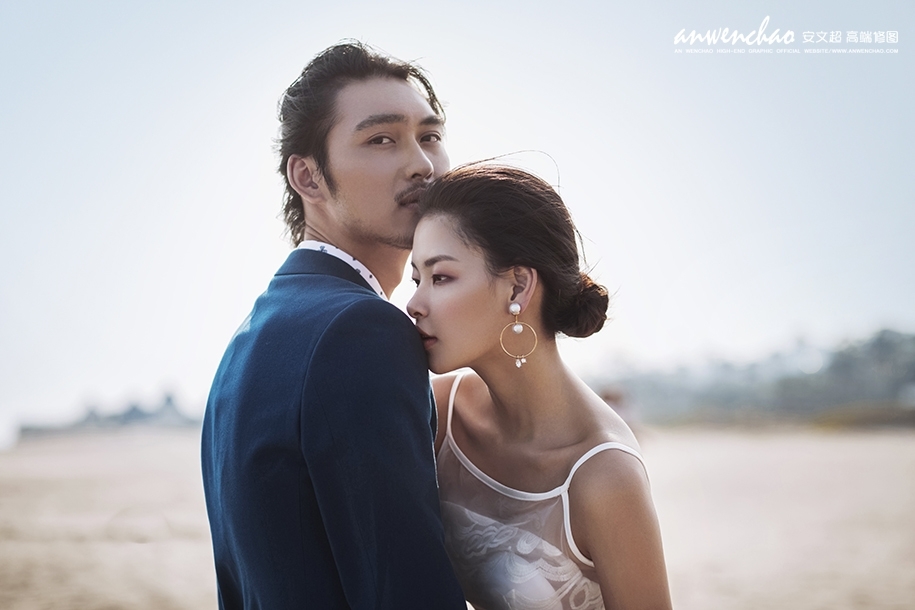 海风轻袭 婚纱照