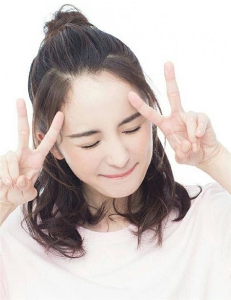 齐锁骨lob短发 娱乐圈女星都在剪