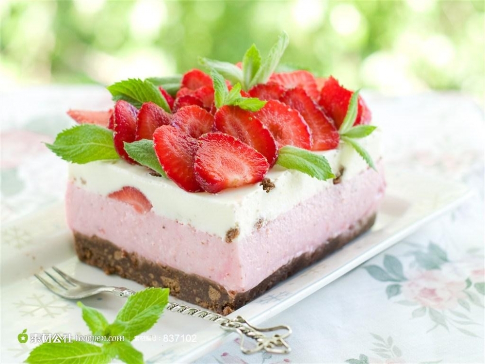 精美草莓蛋糕素材