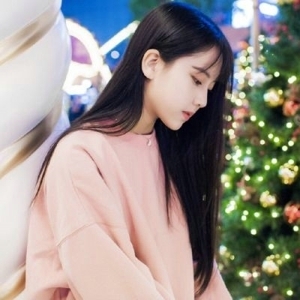 宁愿错过也不愿主动  个性时尚小女生微信头像