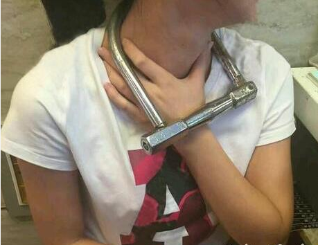 七夕送女友的项链搞笑图
