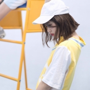 清纯甜美动人女生微信头像