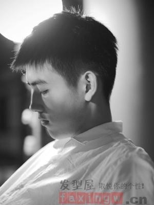 陈凯歌陈红儿子帅照曝光  陈飞宇清秀帅气发型图片