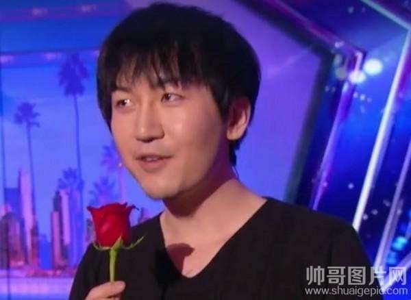 蔡威泽美国达人秀  蔡威泽表演  蔡威泽视频