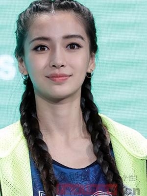 大波浪长卷发造型设计 时尚性感又不失女人味