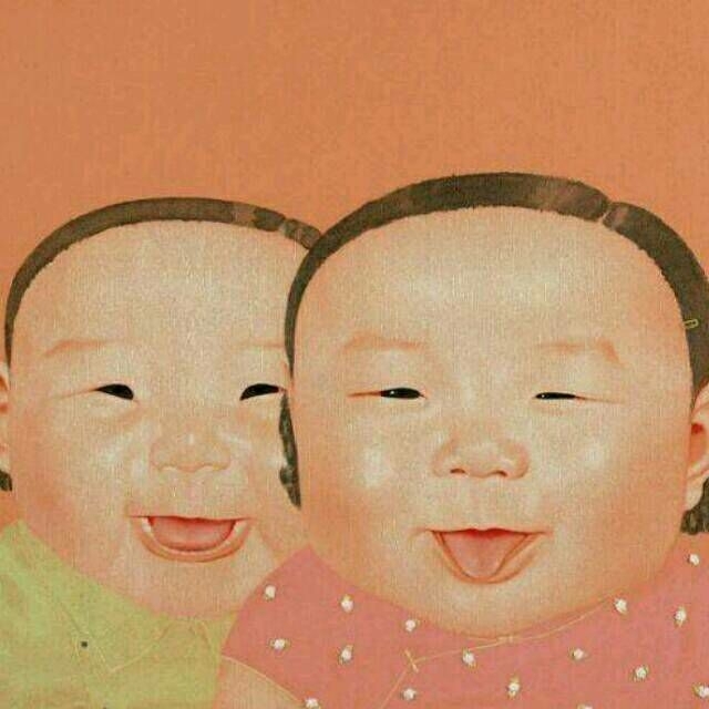 表面很酷背着你哭