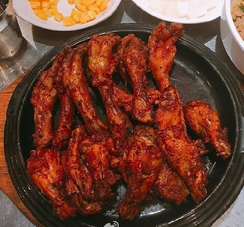 对鸡爪有着迷一样的热爱